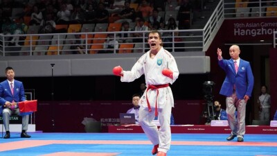 Казахстанский каратист Нурканат Ажиканов завоевал золото на Азиаде