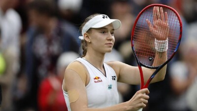 Елена Рыбакина на Уимблдоне выиграла матч второго раунда