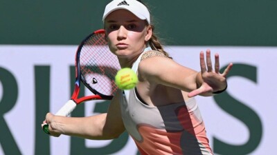 Елена Рыбакина вышла в полуфинал "Мастерса" в Индиан-Уэллсе