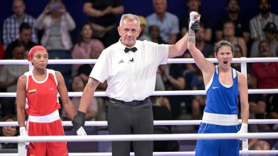 Казахстанская боксёрша Назым Кызайбай вышла в полуфинал Олимпиады