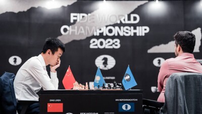 Матч за шахматную корону в Астане: Дин Лижэнь выиграл 12-ю партию