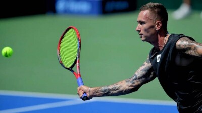 Денис Евсеев сыграет в полуфинале домашнего "Челленджера"