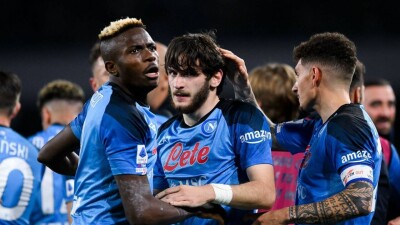 "Наполи" досрочно выиграл чемпионат Италии по футболу