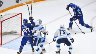 "Барыс" проиграл второй матч подряд в чемпионате КХЛ, но заработал первое очко