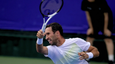 Теннисист Михаил Кукушкин вышел в четвертьфинал Кубка президента в Астане