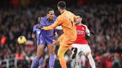 Лидер чемпионата Англии по футболу "Ливерпуль" был жестоко унижен в Лондоне