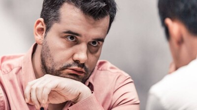 Десятая партия матча за мировую шахматную корону: Непомнящий и Лижэнь сыграли вничью