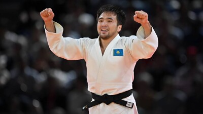 Елдос Сметов завоевал первую золотую медаль для Казахстана на Олимпиаде в Париже