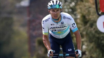 Казахстанец Алексей Луценко выиграл велогонку в Испании