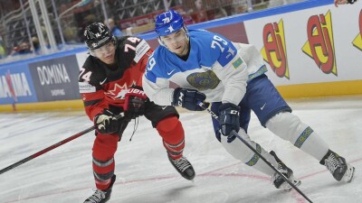 Казахстанцы проиграли канадцам на чемпионате мира по хоккею