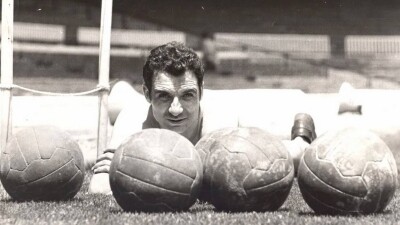 Умер легенда футбола и экс-капитан "Барселоны" Жозеп Фусте