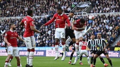 "Ньюкасл" в гостях разгромил "Манчестер Юнайтед" в матче Кубка английской лиги