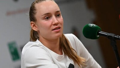 Елена Рыбакина снялась с "Ролан Гарроса"