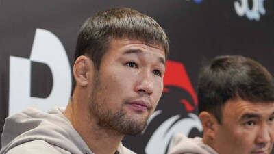 "Пусть хоть кто приезжает". Казахстанский боец UFC Шавкат Рахмонов прокомментировал критику российского спортсмена