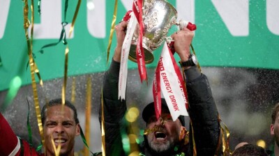 "Ливерпуль" в рекордный, 10-й раз стал обладателем Кубка английской лиги