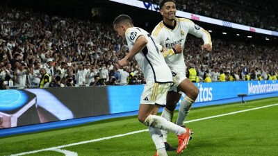 "Реал" победил "Барселону"  и, практически, обеспечил себе чемпионский титул