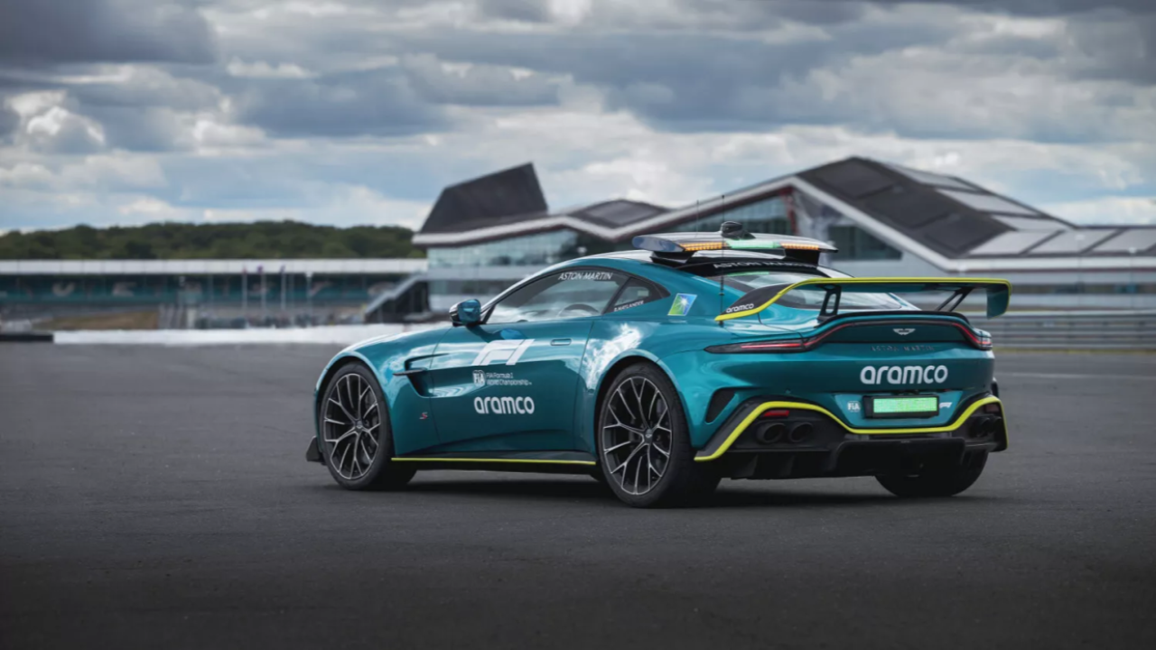 Фото: Aston Martin