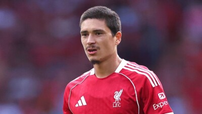 Очередная звезда АПЛ на выход: "Аль-Хиляль" близок к подписанию Дарвина Нуньеса