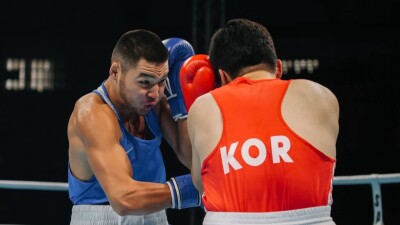 Темирлан Мукатаев вырвал яркую досрочную победу и пробился в финал чемпионата Азии