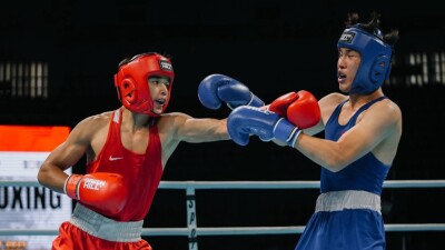 Бейбарыс Аширбай не оставил шансов сопернику в бою за выход в полуфинал чемпионата Азии