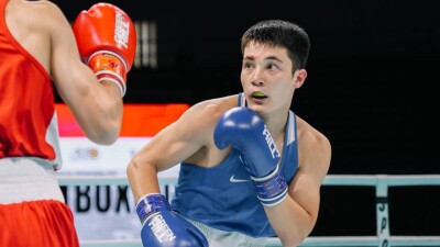 Нурислам Калдыбаев взял "золото" ЧА, победив представителя Узбекистана