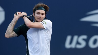 Александр Бублик продолжает победное шествие на US Open-2025