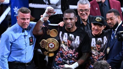 Жанибек Алимханулы дал согласие на бой с чемпионом мира