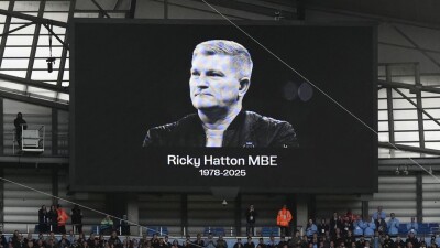 Трагедия в боксе: умер экс-чемпион мира Рикки Хаттон