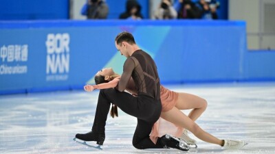 Казахстанские фигуристы начали борьбу за Олимпиаду в Пекине