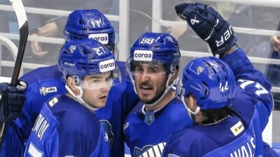 "Барыс" вошёл в историю КХЛ с худшим показателем бросков за матч