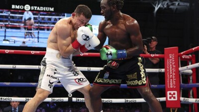 Бокс: Кроуфорд одержал 41 победу в 41 бою и выиграл пояс WBA в первом среднем весе