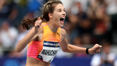 Ярослава Магучих во второй раз покорила Париж