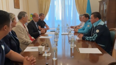 Министр туризма и спорта Ермек Маржикпаев встретился с Генеральным секретарем FIBA