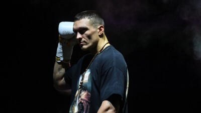 Усик поздравил Хижняка с победой над Нурбеком Оралбаем на Олимпиаде-2024