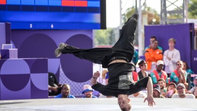 Брейкинг: Амир Закиров уступил чемпиону мира в противостоянии за выход в полуфинал Олимпиады