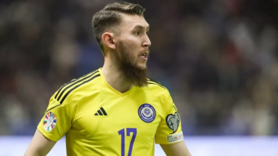 Клуб нападающего сборной Казахстана проиграл команде Жозе Моуриньона на старте Суперлиги Турции