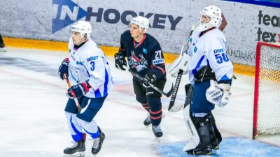 Кубок Казахстана по хоккею: "Горняк" и "Кулагер" начали с побед