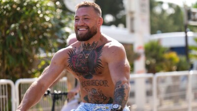 Конор МакГрегор хочет уволиться из UFC?