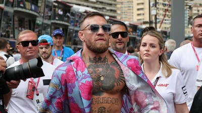 Возвращение Конора МакГрегора в UFC переносится на следующий год