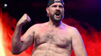 Топовый боксёр высказался о предстоящем титульном реванше между Усиком и Фьюри