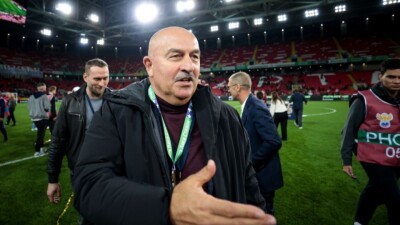 "Стабильное давление": Станислав Черчесов о работе со сборными Казахстана и России