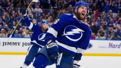 Кучеров и Василевский вошли в топ-20 лучших игроков НХЛ XXI века