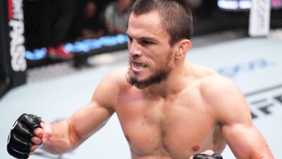 Нурмагомедов высмеял нового чемпиона UFC Двалишвили