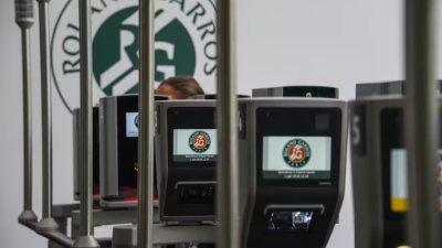 На "Ролан Гаррос" похищены драгоценности и деньги. Сумма ущерба более € 30 тыс