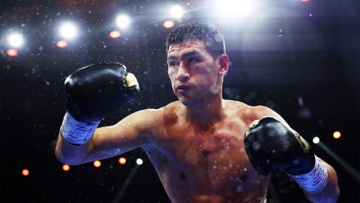 "Хочу заслужить уважение": Бивол объяснил стремление победить Бетербиева