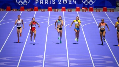 Знаменосец Казахстана Ольга Сафронова завершила выступление на Олимпиаде-2024