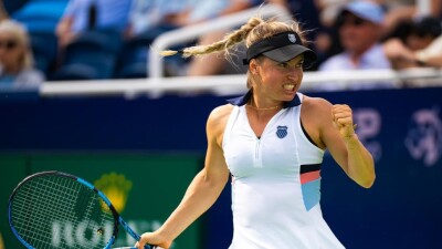 Елена Рыбакина и Юлия Путинцева вышли во второй круг US Open