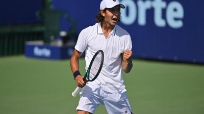 Омарханов вышел во второй круг парного разряда Juniors US Open. Жиенбаева и Арыстанбекова проиграли