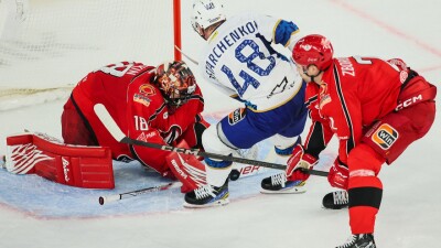 "Барыс" неожиданно выиграл в Екатеринбурге у грозного "Автомобилиста". Эксперты подвели итоги матча 