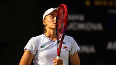 Елена Рыбакина снялась с турнира WTA-1000 в Пекине